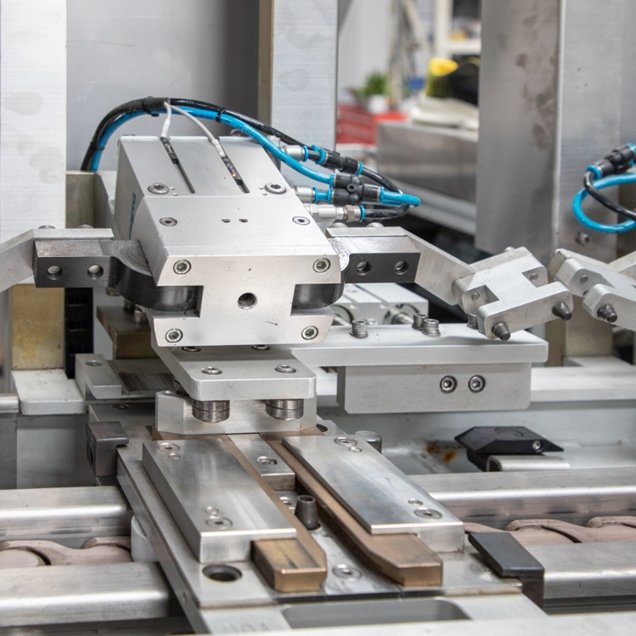 Factory Wholesale Rotary Equipment Automatic Tpu Rubber Safety Shoe Making Assembly Line