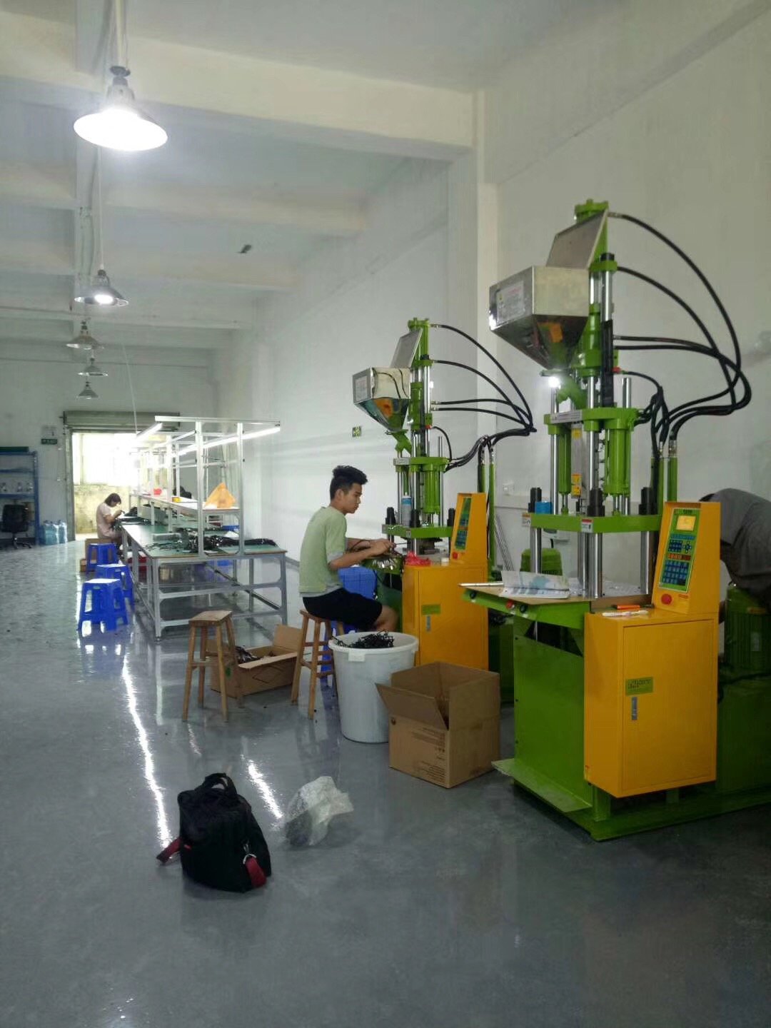Vertical Pvc Shoes Plastic Rubber Mould for Injection Molding Machine