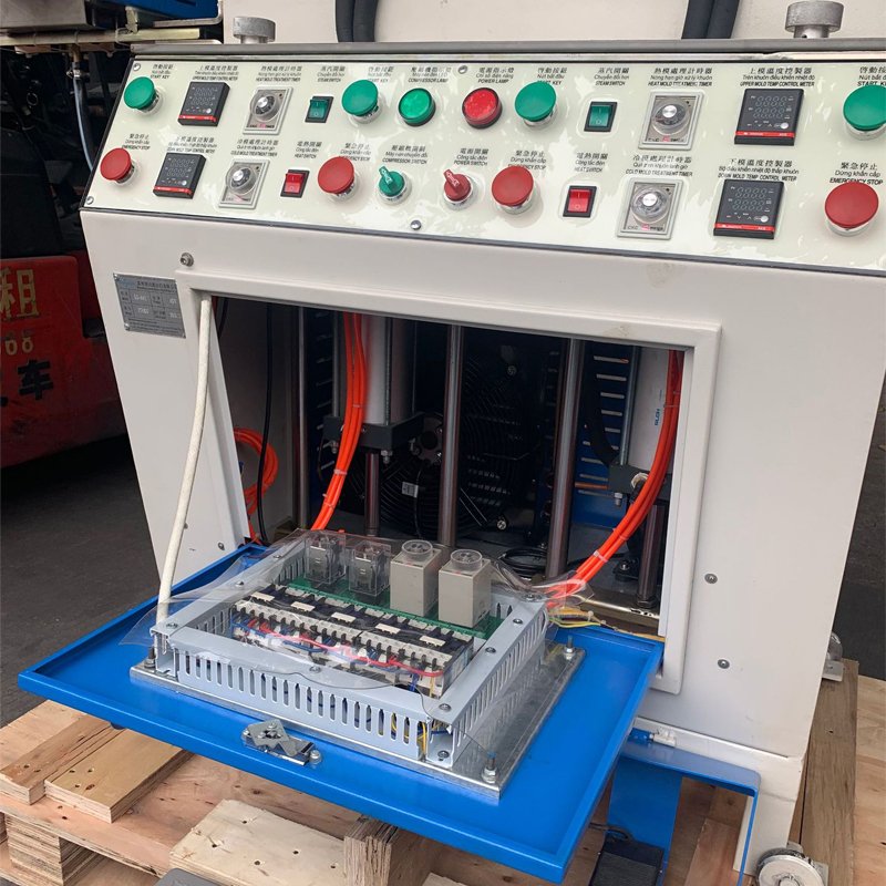 Shoe Toe Moulding Machine With Double Hot And Cold