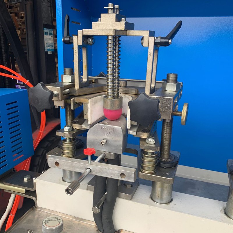 Shoe Toe Moulding Machine With Double Hot And Cold
