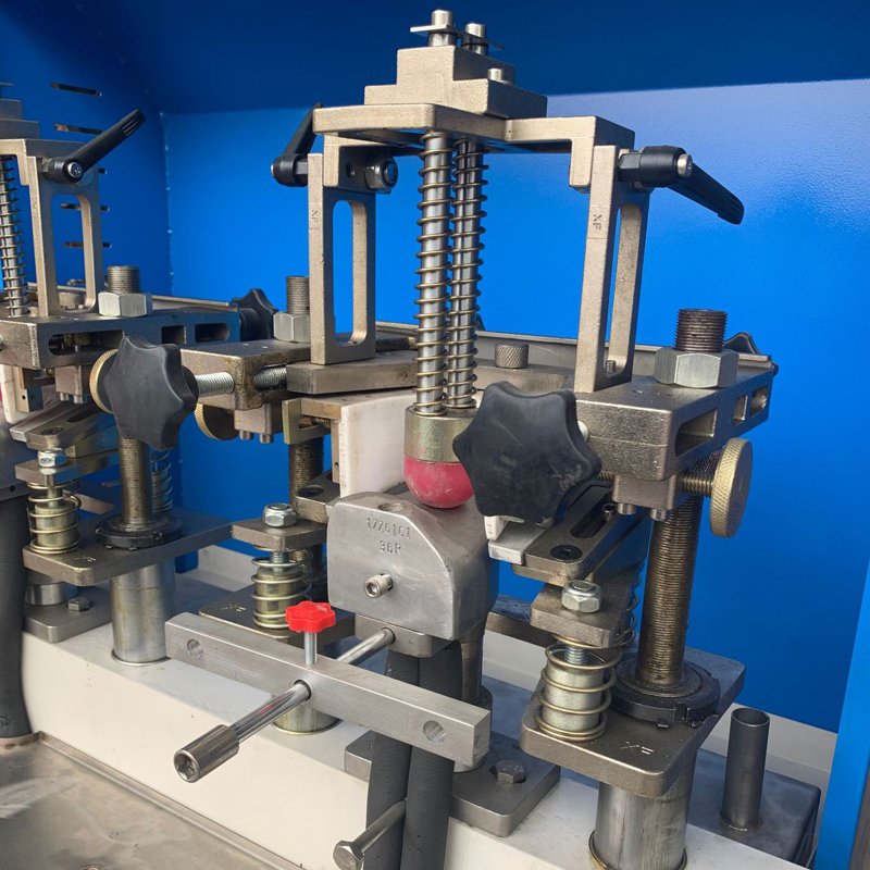 Shoe Toe Moulding Machine With Double Hot And Cold