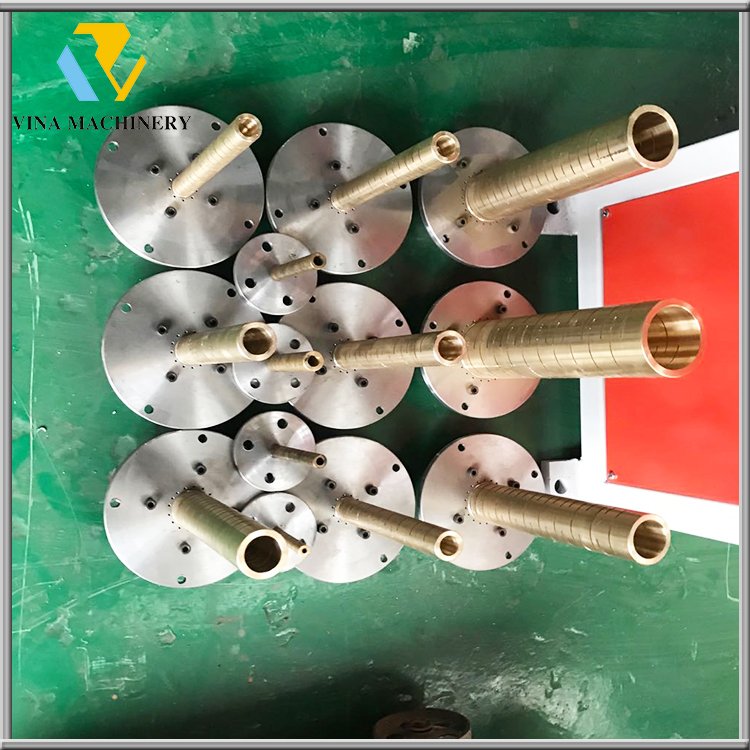 PE PVC PPR plastic pipe three layer co-extrusion mold/mould