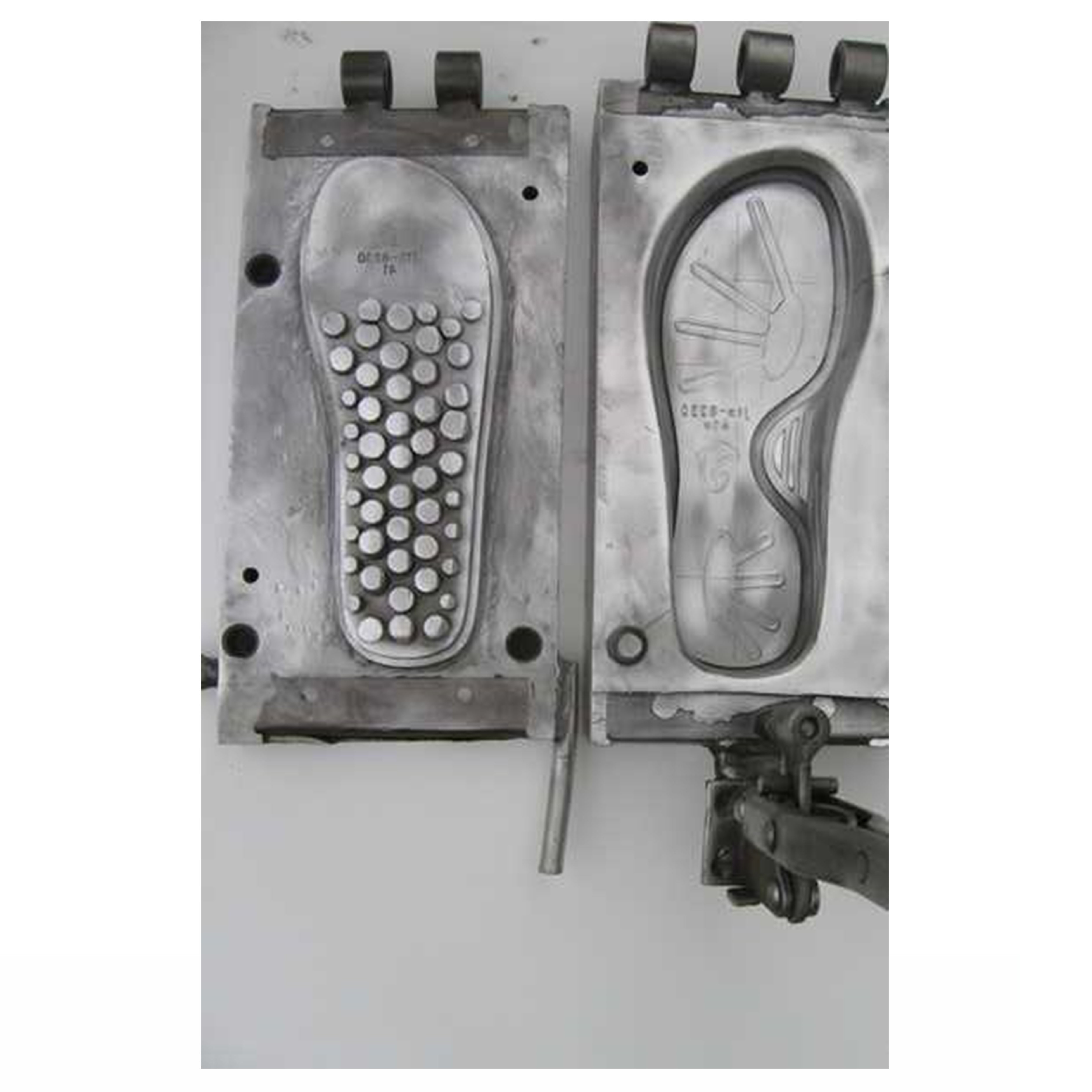 Polyurethane Shoe Sole Injection Molding Making Machine / Insole Board For Shoes Making