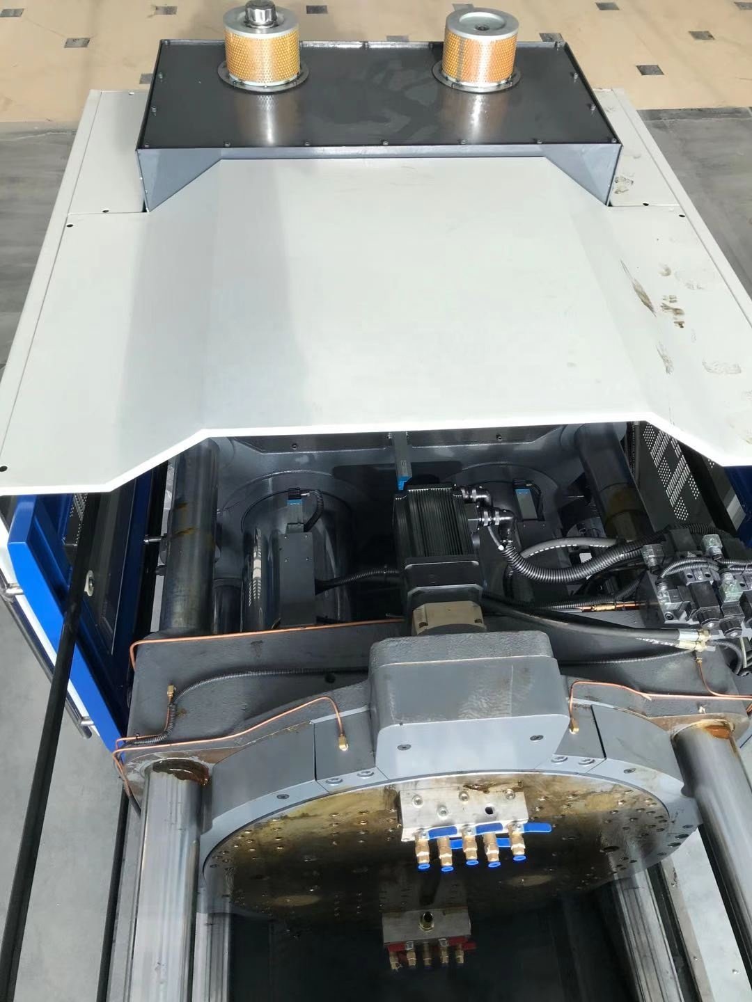ZHENHUA Fast Speed Low Price two color mixed color/material injection molding machine Injection Molding Moulding Machine -