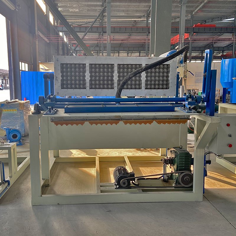 Old carton cardboard recycling machine making paper pulp shoe tray egg box carton machine