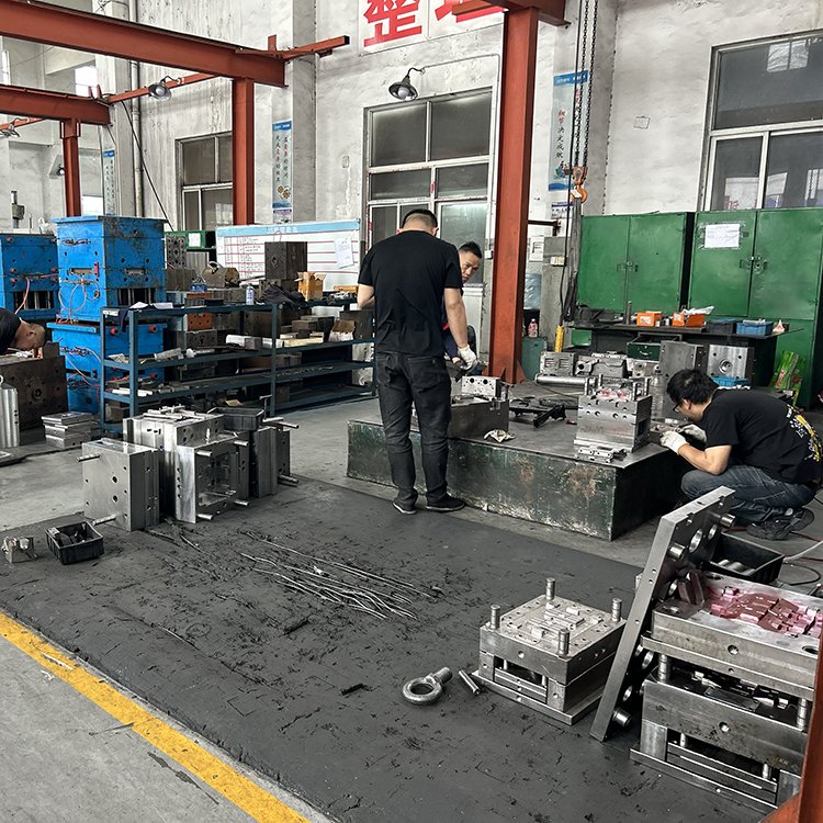 Customized Injection Molds Plastic Mold And Injection Molding Manufacture Plastic Mold Service