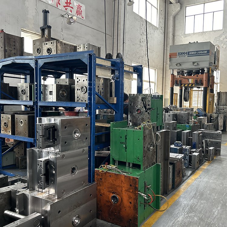 Customized Injection Molds Plastic Mold And Injection Molding Manufacture Plastic Mold Service