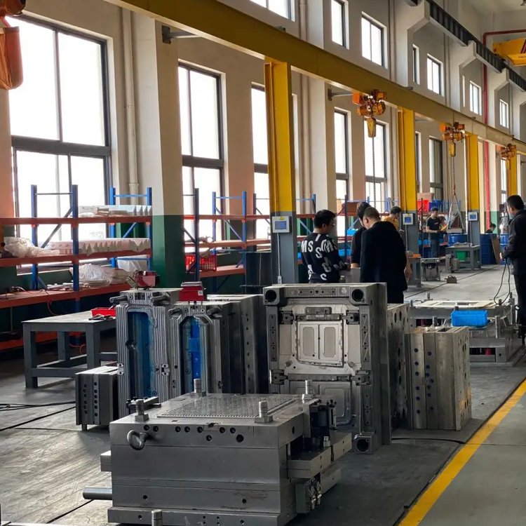 Mould manufacturer injection mould service