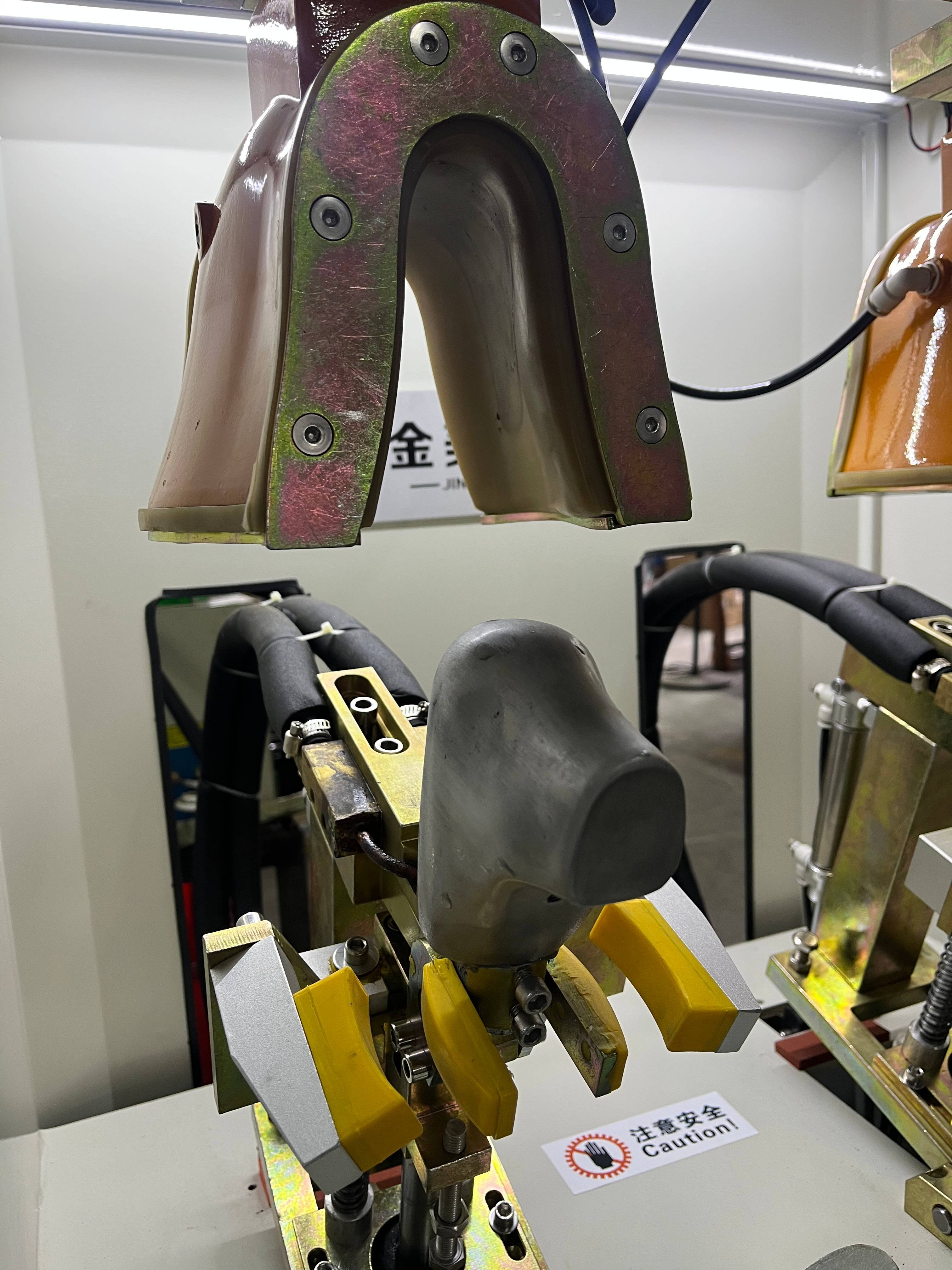 Shoe heel seating back counter back moulding cold heat other shoe making machines