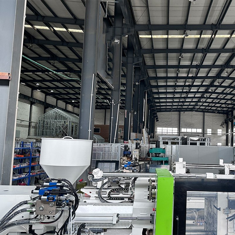 high quality full automatic horizontal hydraulic plastic injection moulding 2000ton PVC PPR PE Pipe fitting making machine