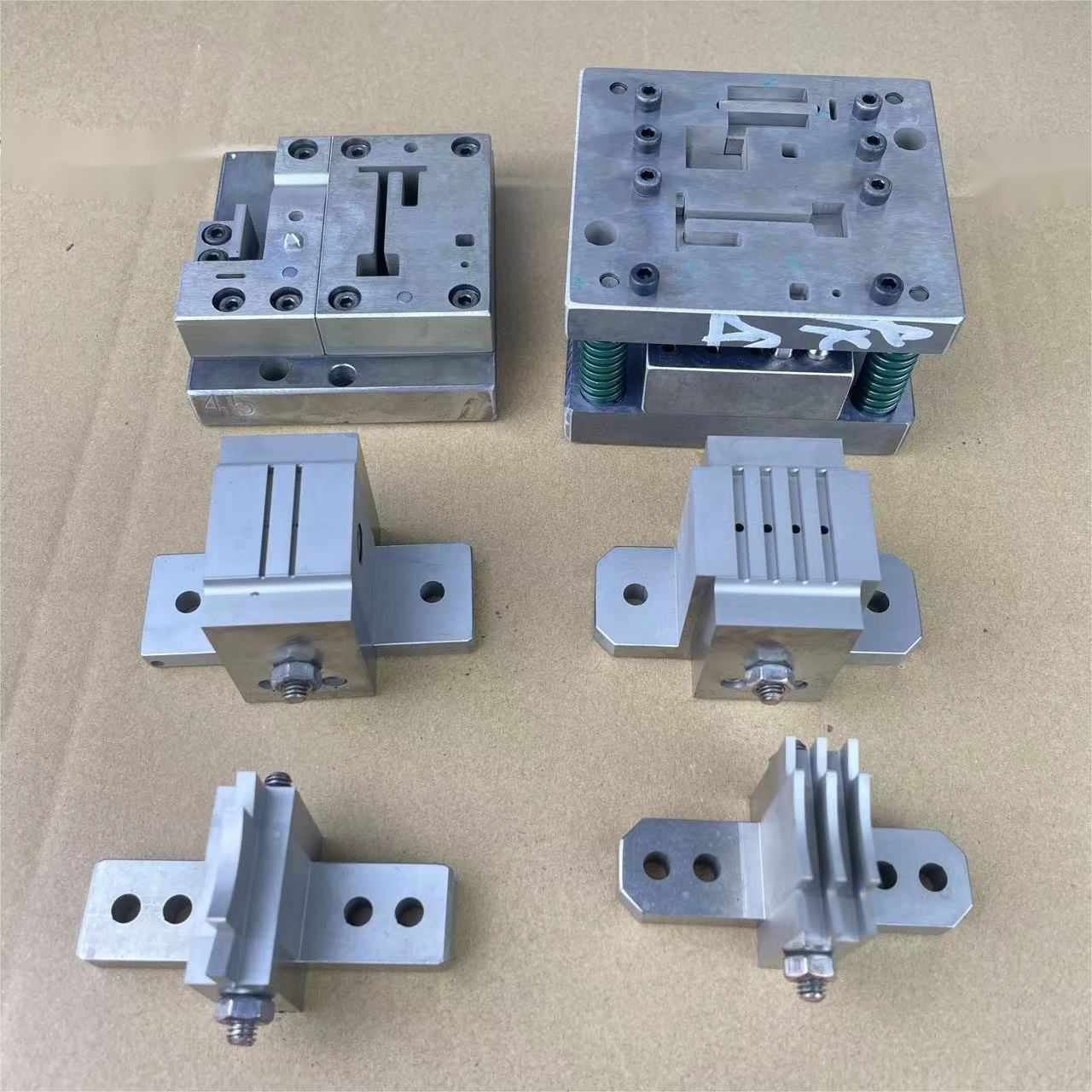 China Mould Manufacturer custom Cheap Sheet Metal Press Stamping Moulds metal cutting dies