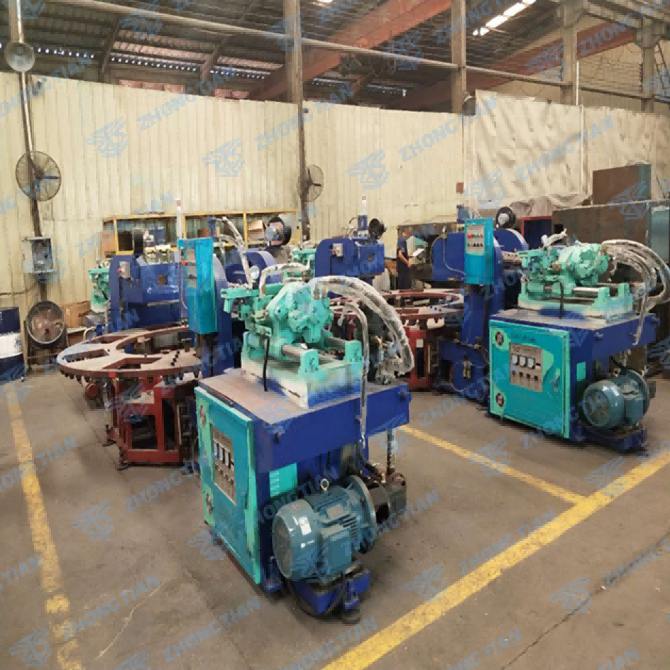 China High Performance Three color rotary PVC plastic shoe/sole/upper making machine