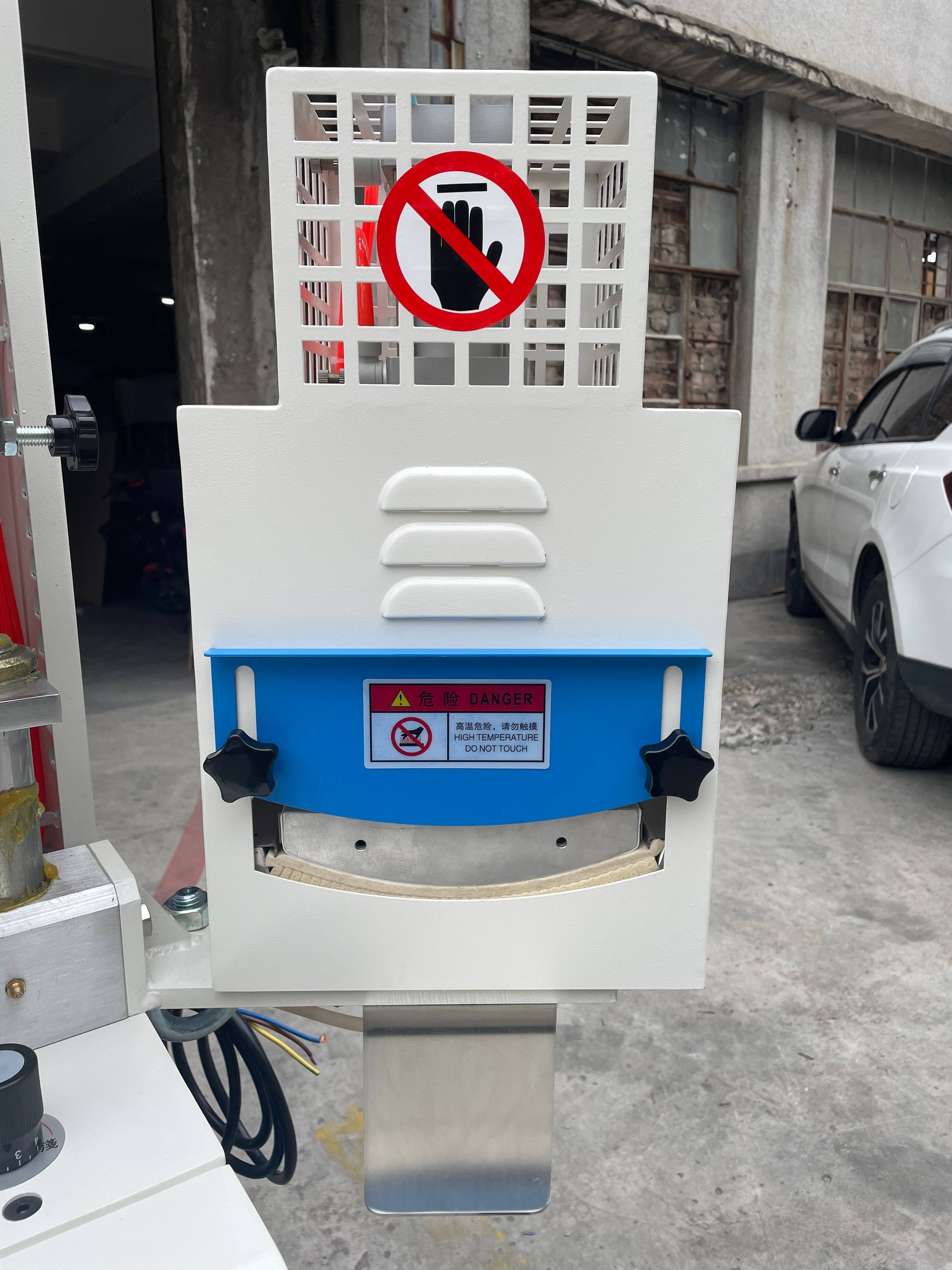 YUTAI Shoe Making Machines Automatic Shoe Moulding Shaping Machine