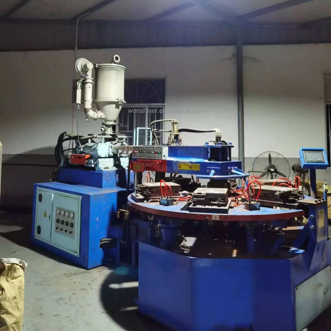 USED 6 STATIONS TPU TR OUTSOLE INJECTION MOLDING MACHINE