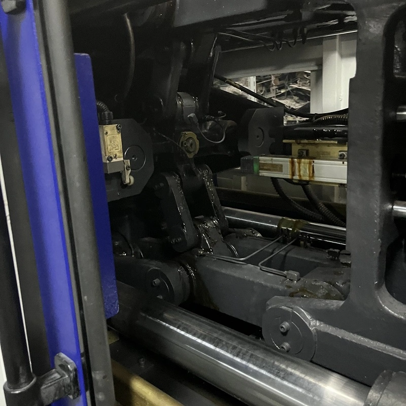 Automatic EVA Foam Injection Moulding Machine for Making Slipper Sandal Shoe Sole Rain Boots in EVA Materia
