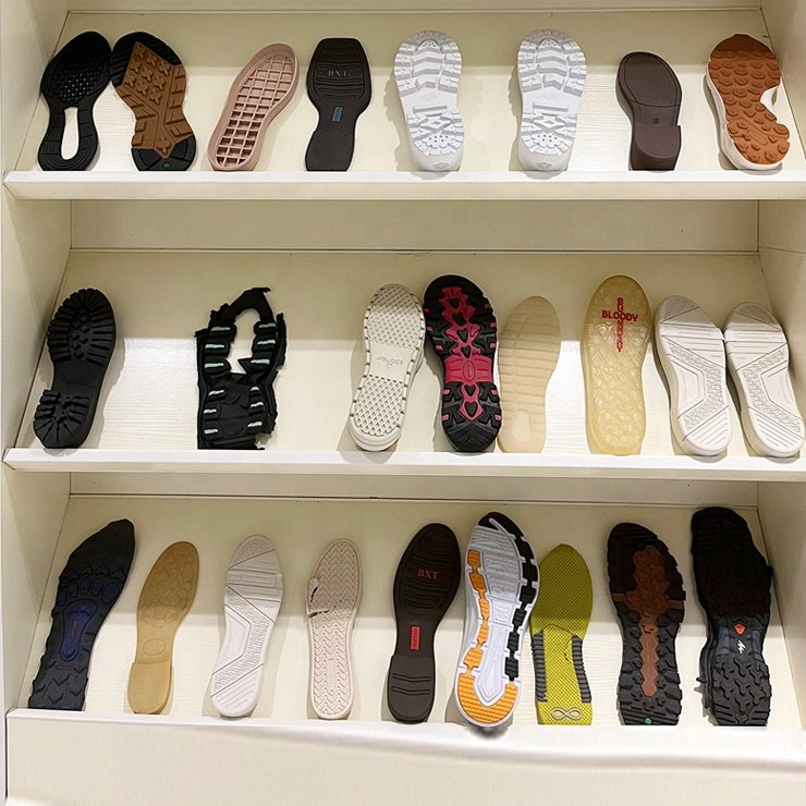 High Quality One Color Double Color TPU Sole Making Machine TPU Shoe Machine