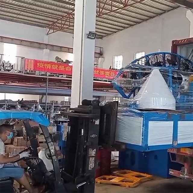 2022 factory promotional automatic rotary PVC sandal / slipper / sole injection moulding machine