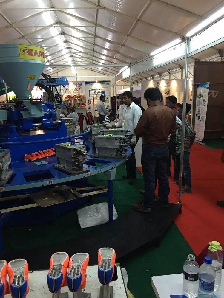 Full-auto Rotary Type Three-color Plastic-Rubber Sole Injection Moulding Machine