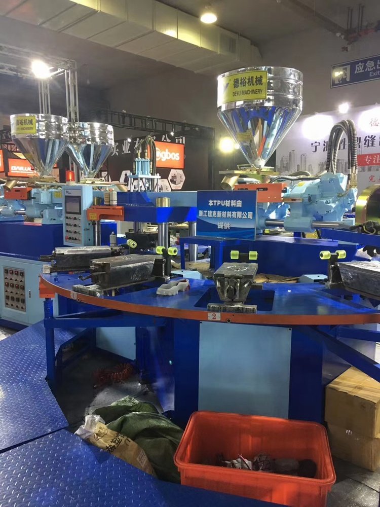 Full-auto Rotary Type Three-color Plastic-Rubber Sole Injection Moulding Machine