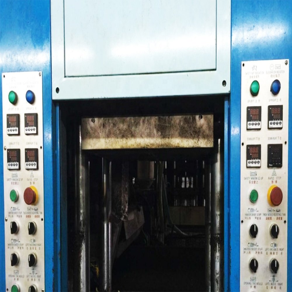 JinJiang shoes making factory EVA injection mould to make EVA clogs garden shoes slippers mould second hand teel injection mould