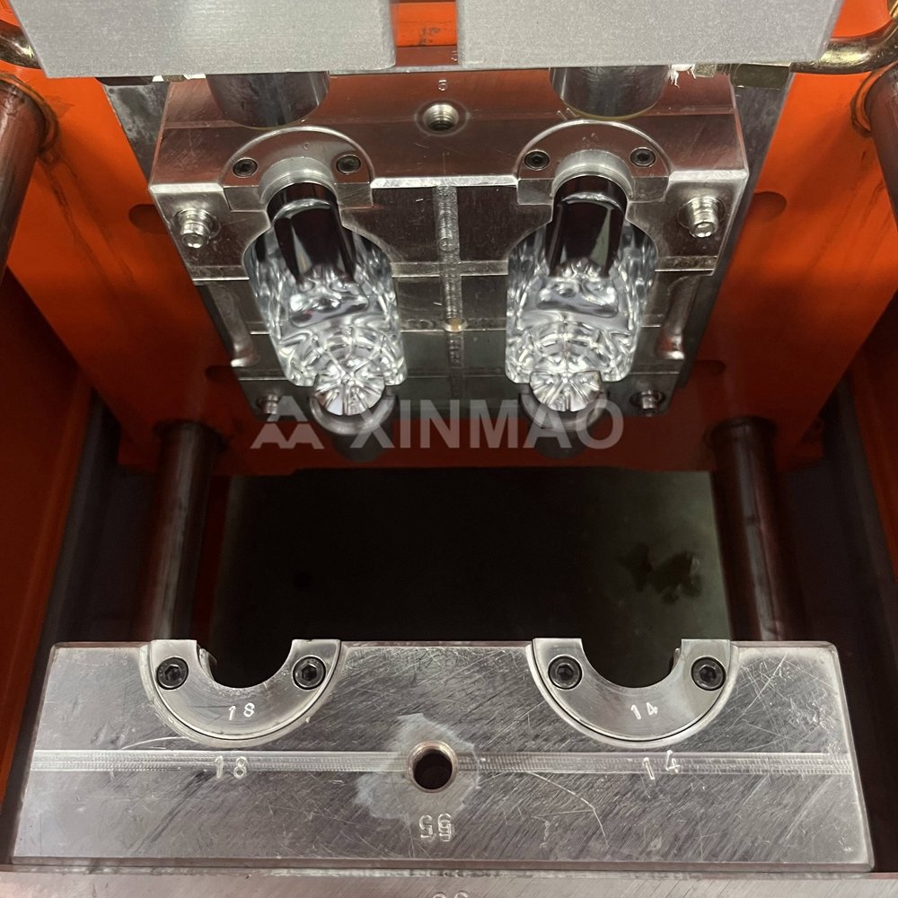 Semi Automatic Injection Plastic Blow Moulding Machine PET Jar Blower Bottles Blowing Making Machine
