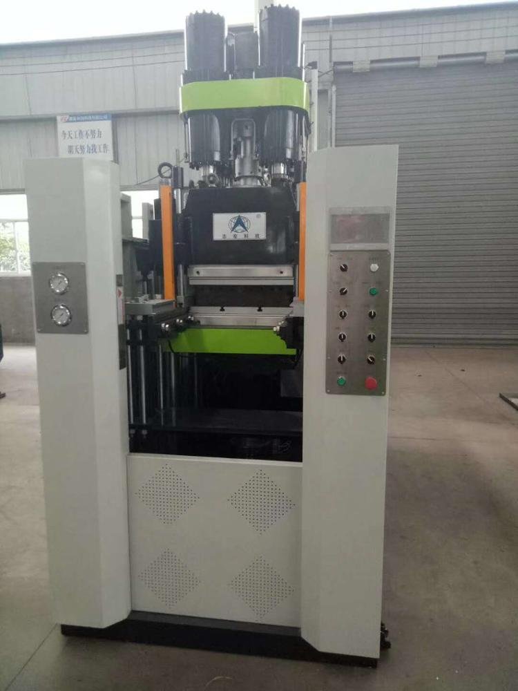 rubber plastic injection machine for tire bladder