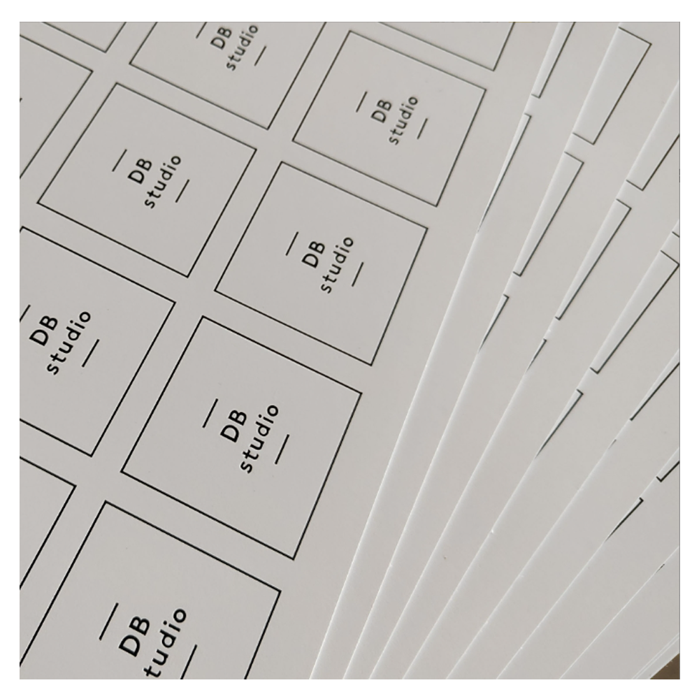 Wholesale Custom Luxury Hanging Tags With Hanging Rope Special Swing Paper Product Hang Tags Clothing Labels