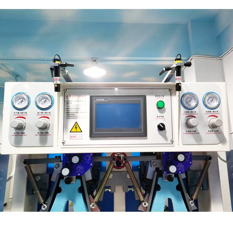 shoe maker Two Hot & Two cold shoe moulding machines