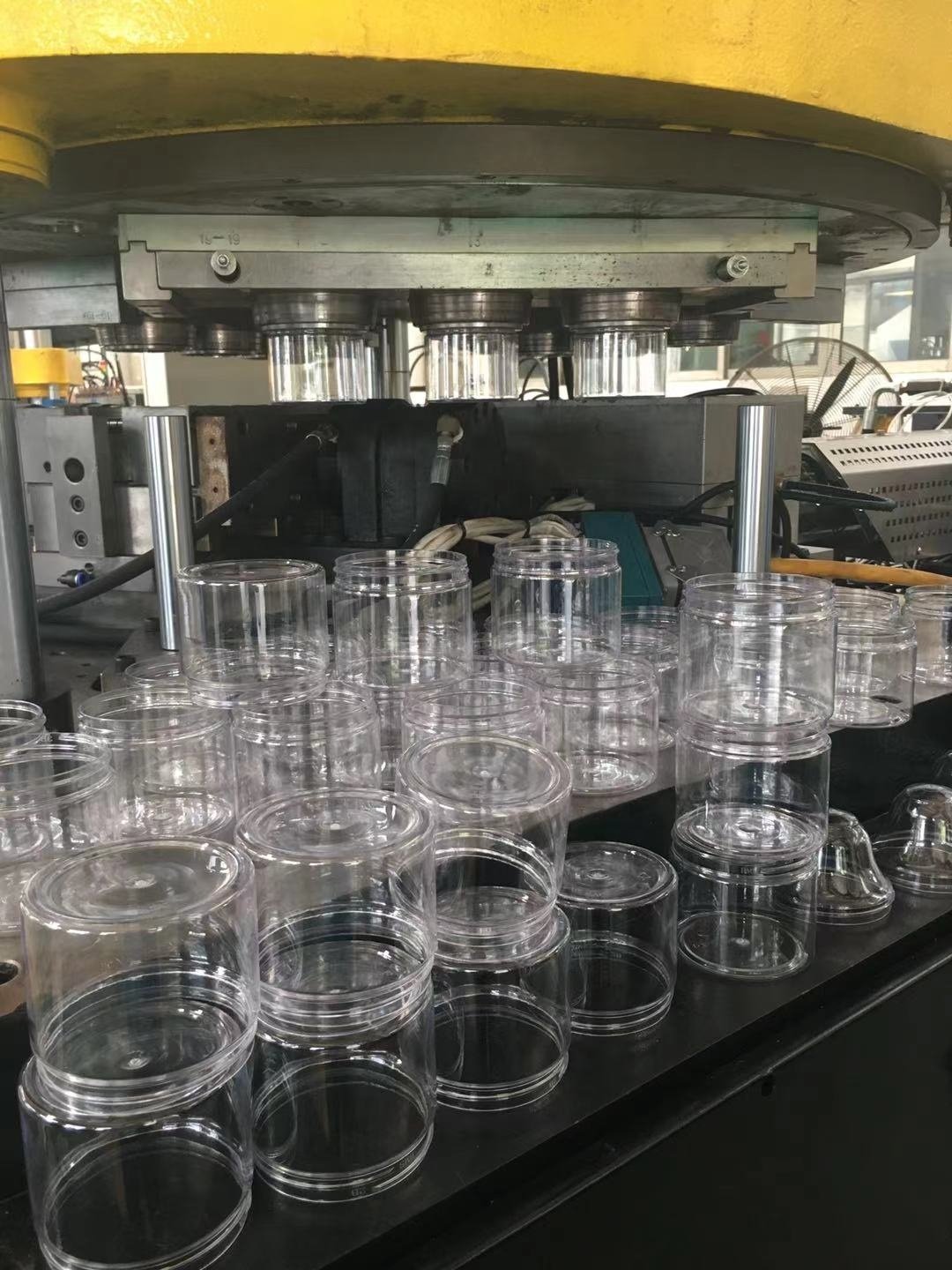 2021 Fashion plastic PVC air blowing slipper mold for women and man Chinese factory shoe moulds design