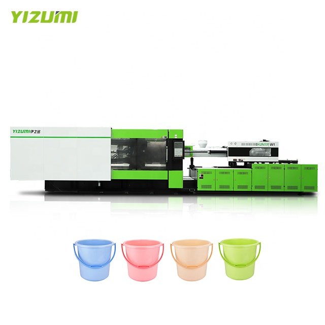 Yizumi Automatic Injection Molding Machine For Making Plastic Chair W1 Toggle Machine