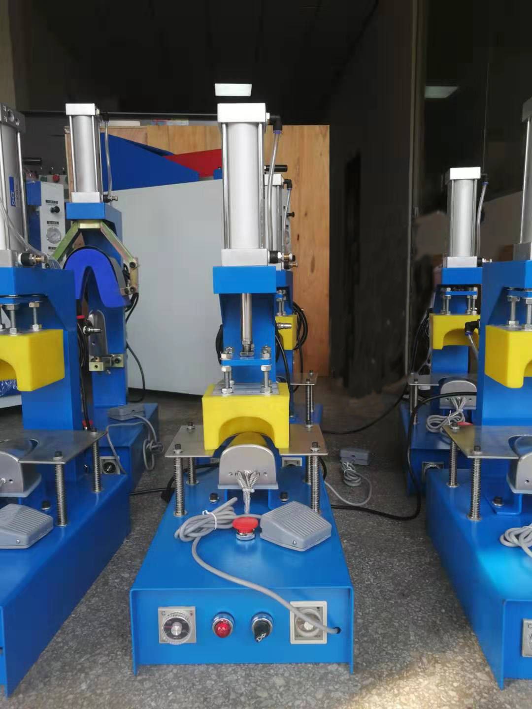 Cheap Price Leather Boot/Shoe Toe Cap Moulding Shaping Machine Footwear Making Machine