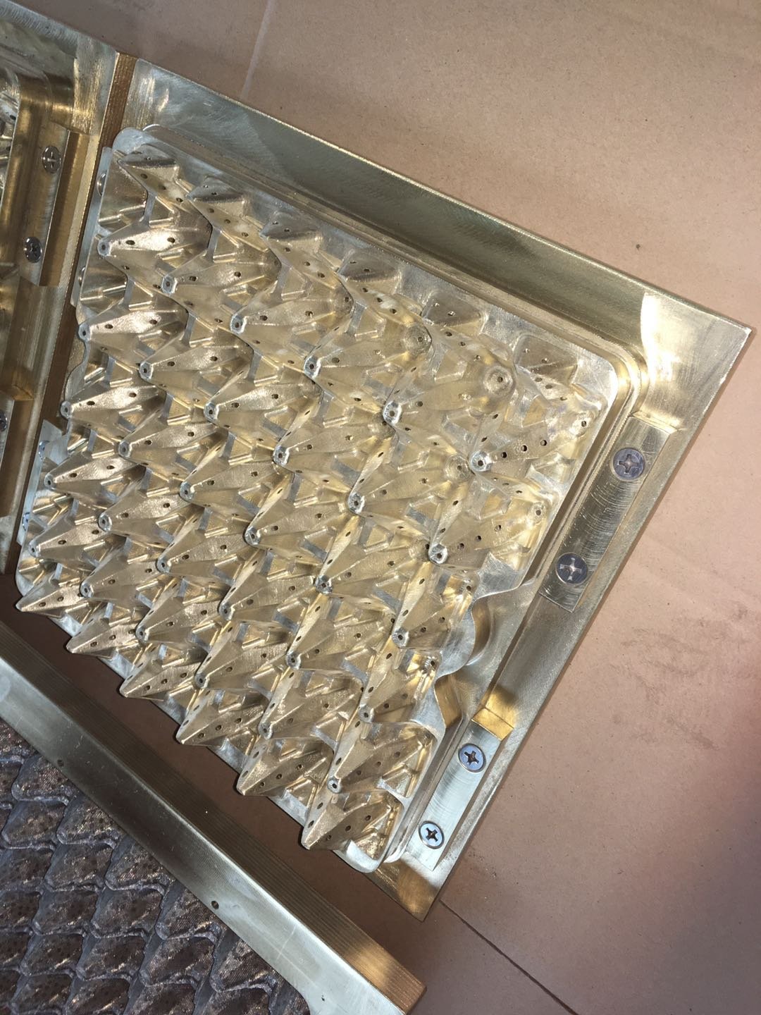 Aluminum paper pulp egg tray moulding mold