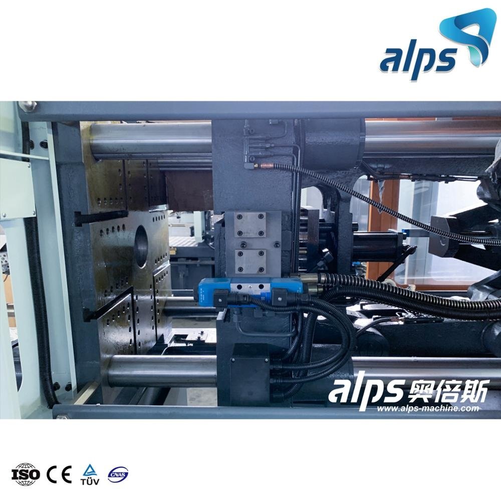 400Ton Hydraulic Press Cylinder Injection Molding Machine Three Platen Injection Machine Plastic Shoe Sole Making Machine Price