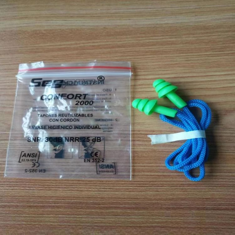 Popular Eco-Friendly Small Waterproof Silicone Earplugs Soft Noise Reduction Hearing Protection for Swimmers with Safety Feature