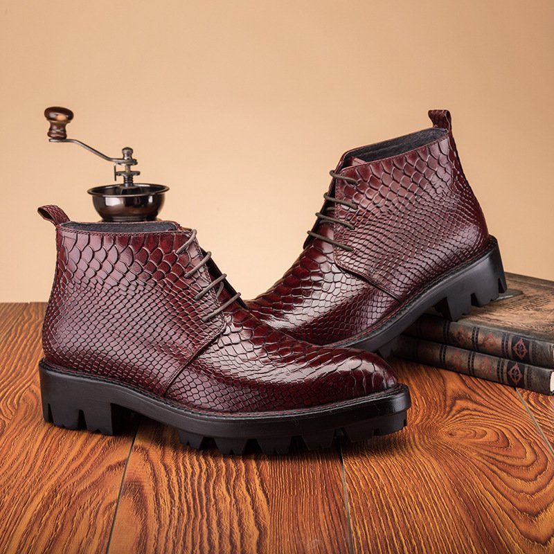 Wholesale crocodile leather shoes men high quality lace up thick bottom boots other trendy men's boots