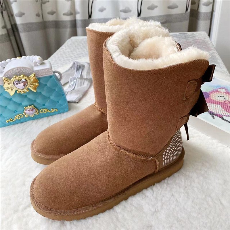 Fashion Sheepskin Women Winter Snow Real Fur Boots with Bows