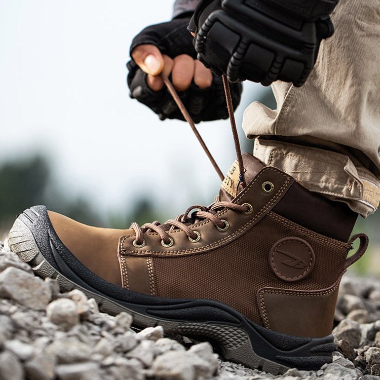 Summer breathable impact and stab resistant steel toe safety shoes lightweight and comfortable safety boots