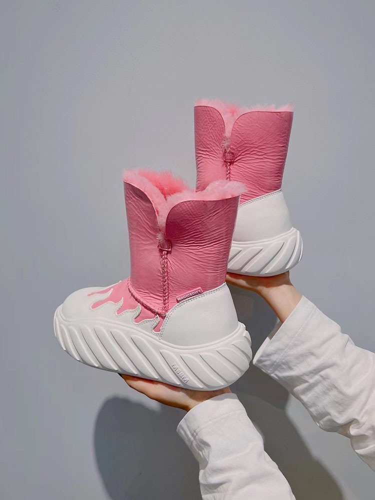 Winter new sheepskin fur snow boots Women's color matching muffin thick soled snow boots fur thickened thermal short boots