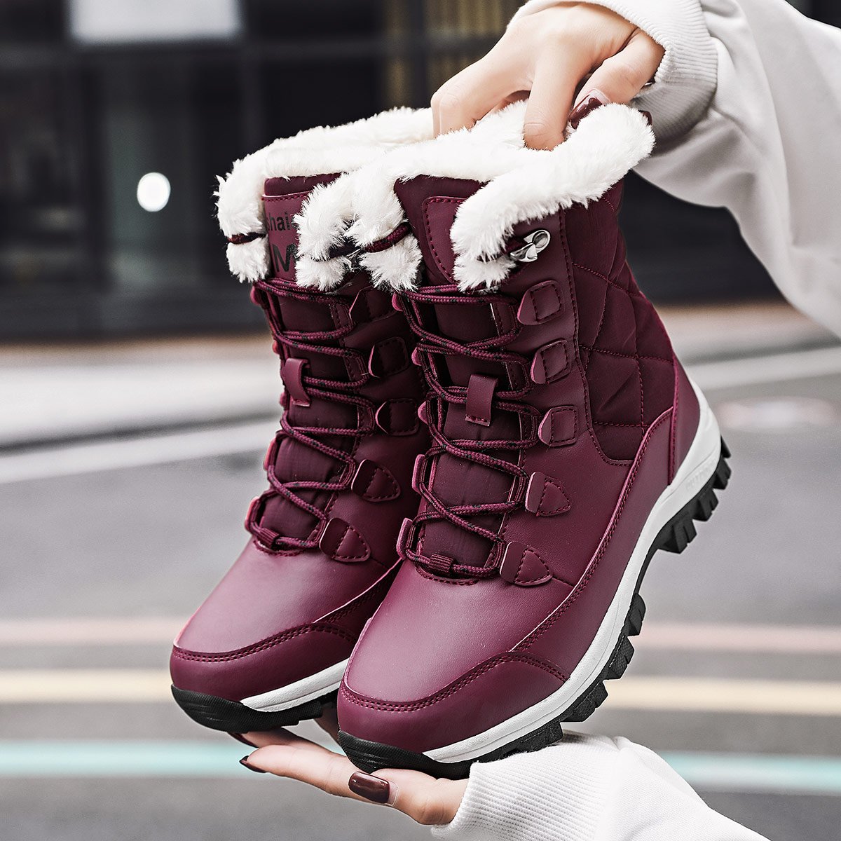 Women's Winter Thermal Cotton Ankle Boots Fluffy Snow Boots with Anti-Slip Fur Lining Height Increasing Design Autumn Outdoors