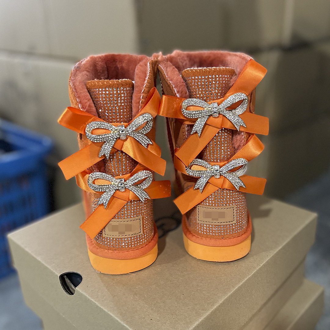 Hot Selling Sheepskin Warm Winter Lace-Up Bow Snow Boots Winter Shoes For Women Boots For Men Outdoor Shoes
