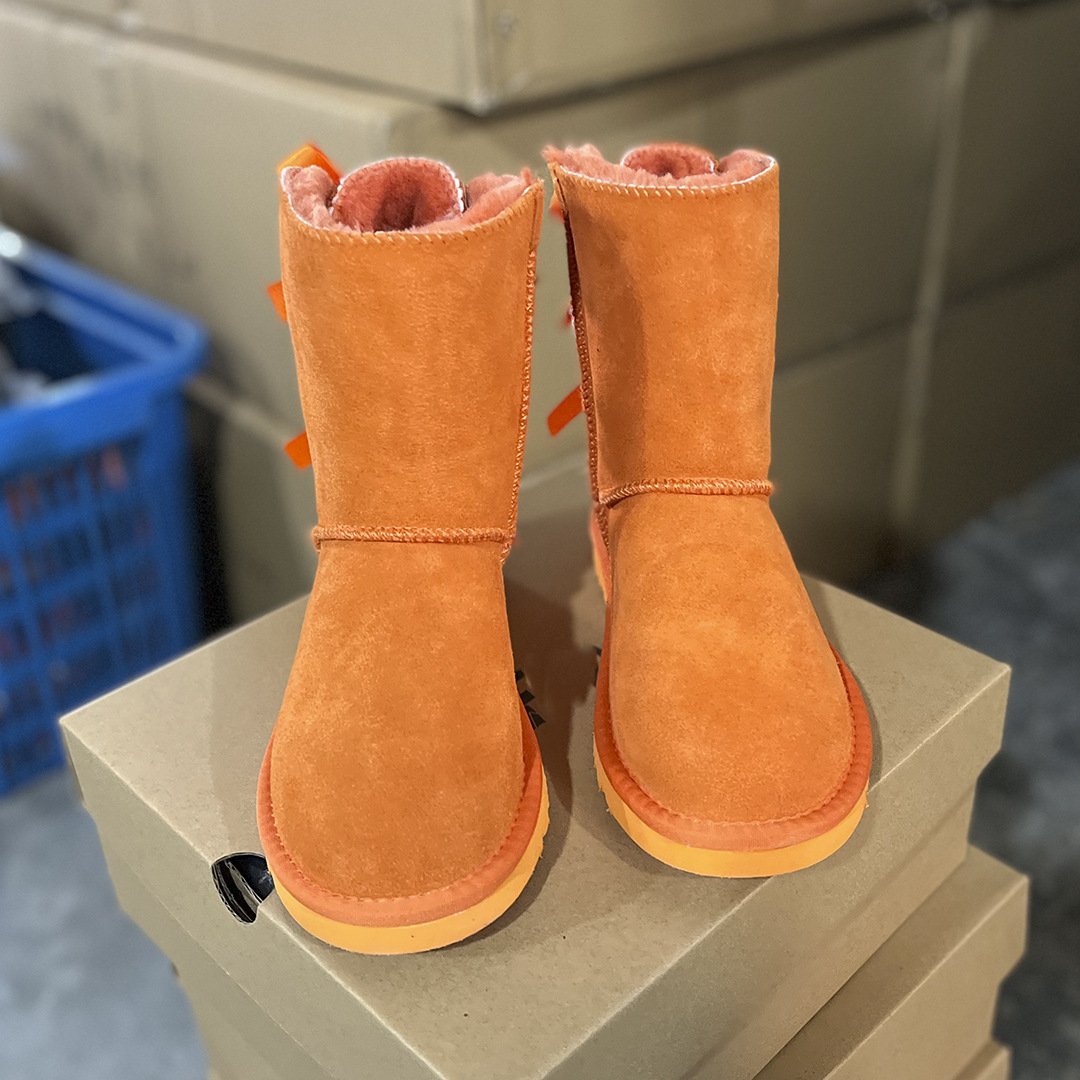 Hot Selling Sheepskin Warm Winter Lace-Up Bow Snow Boots Winter Shoes For Women Boots For Men Outdoor Shoes