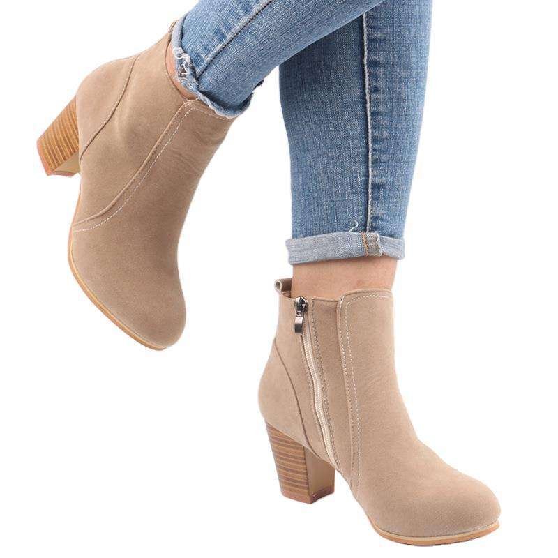 2023 Hot selling Autumn Winter Women Boots Solid European Ladies shoes boots with thick scrub