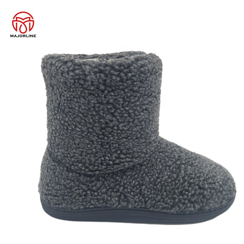 OEM customized Logo indoor boots TPR rubber outsole winter home flat slipper boots faux fur plush house boots for women