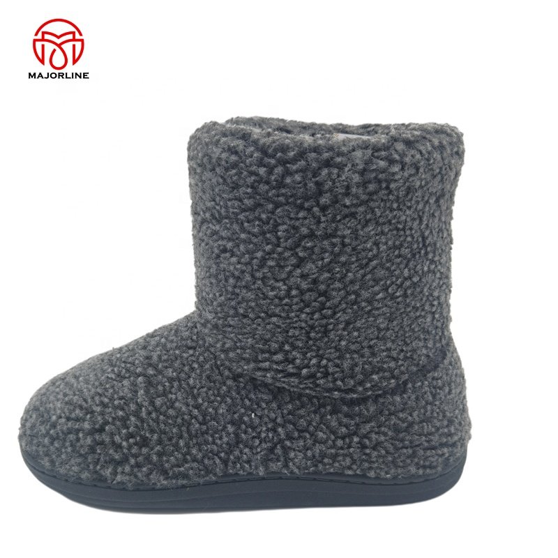 OEM customized Logo indoor boots TPR rubber outsole winter home flat slipper boots faux fur plush house boots for women