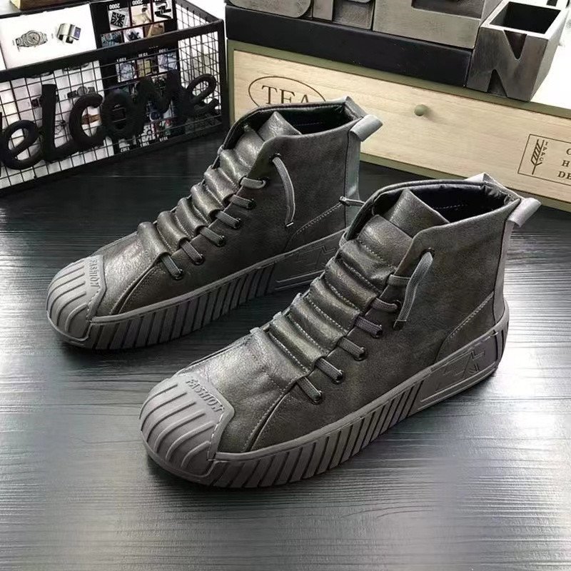 2022 latest high quality men's boots fashion trend casual board shoes men's shoes