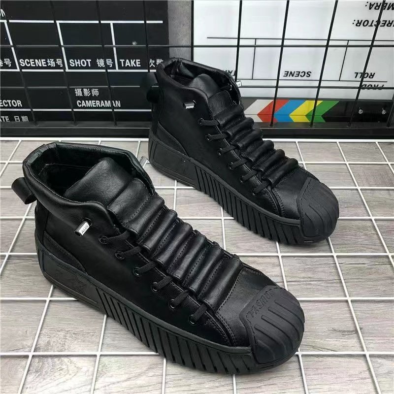2022 latest high quality men's boots fashion trend casual board shoes men's shoes