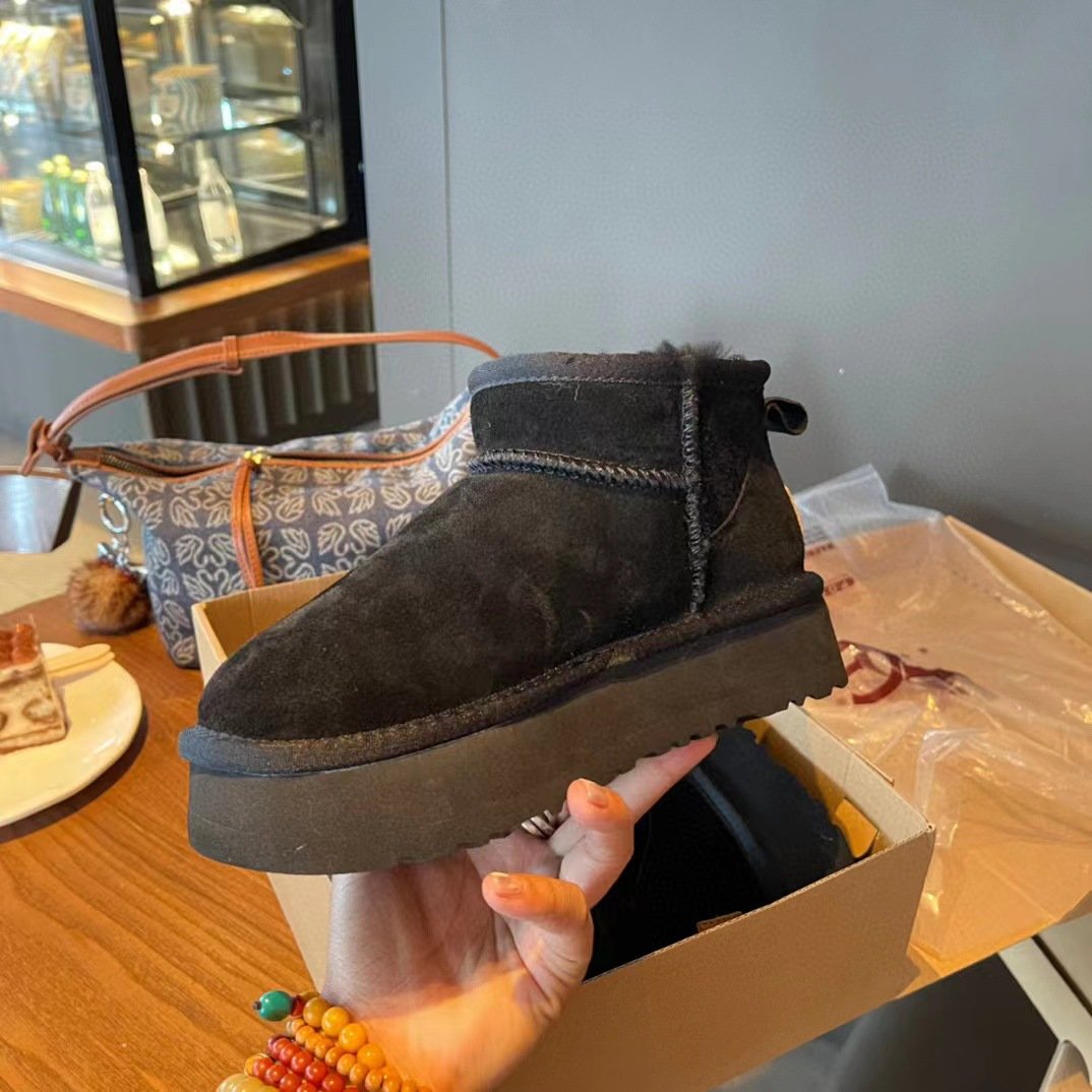 Wholesale designer shoes fashion winter brand cute fluffy ankle snow boots for women