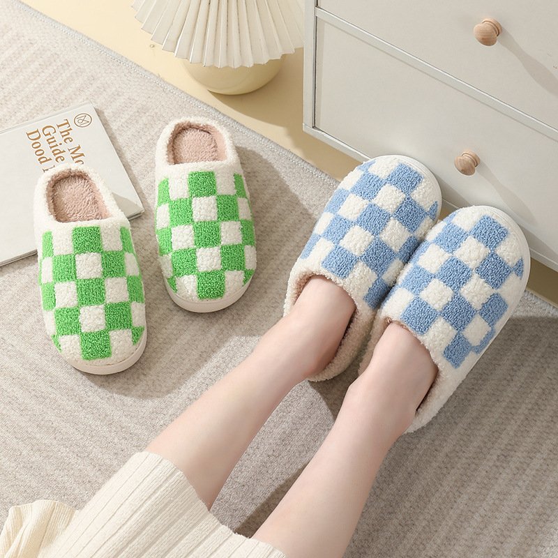 HF fashion women winter checked print indoor warm white cotton slippers with cute checkered strawberry pattern