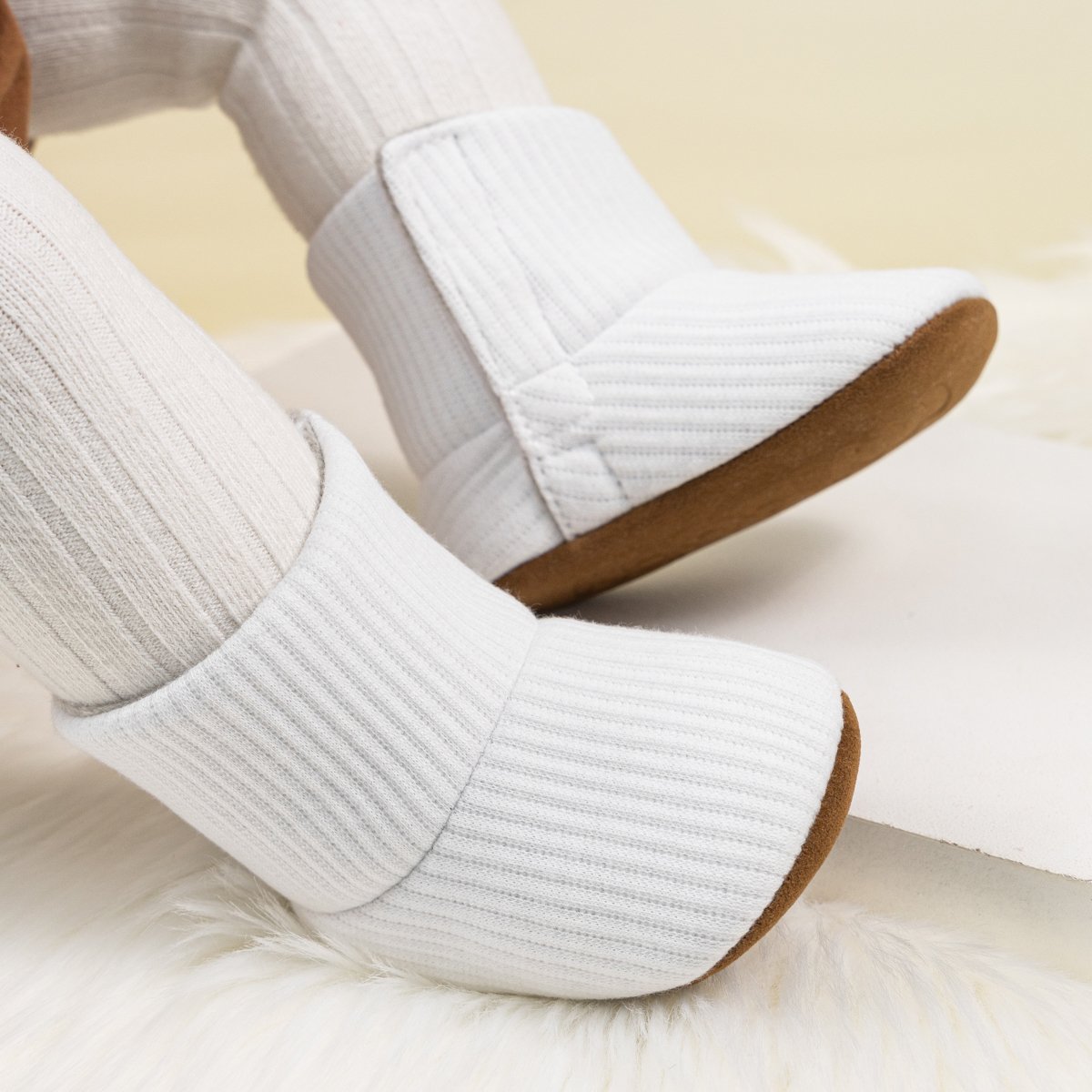Hot fashion star soft cotton Anti falling indoor prewalk socks booties baby shoes