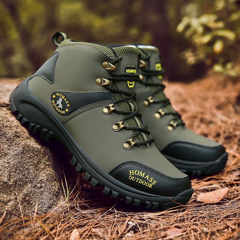 Autumn and winter outdoor shoes men anti slip wear resistant travel shoes new warm shoes hiking boots